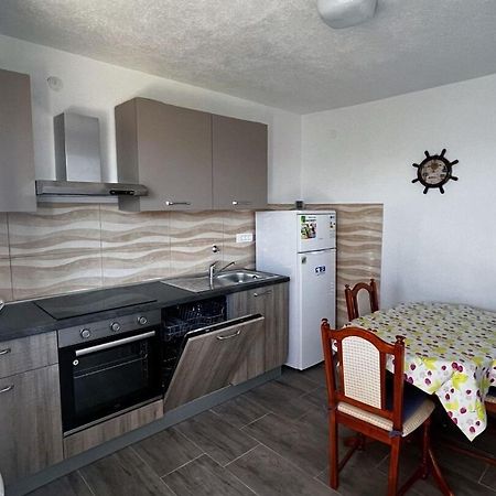 Apartment Dalibor Lukovo Šugarje Eksteriør bilde