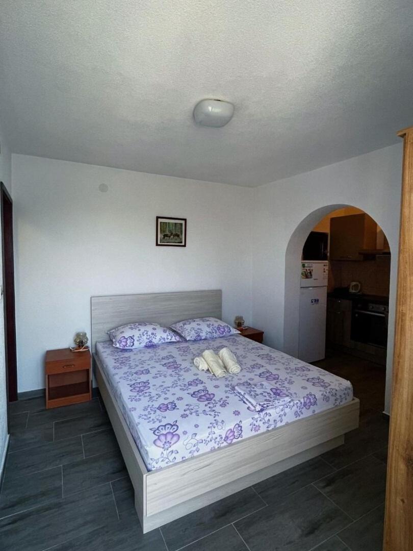 Apartment Dalibor Lukovo Šugarje Eksteriør bilde